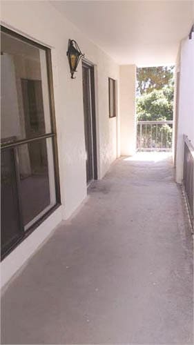 Building Photo - 500 Glenwood Cir