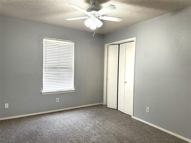Building Photo - 719 Windcrest Dr