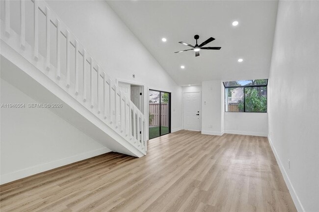 Building Photo - 1846 Racquet Ct