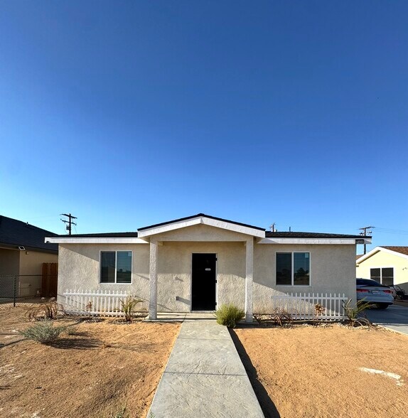 Building Photo - 7333 Jimson Ave