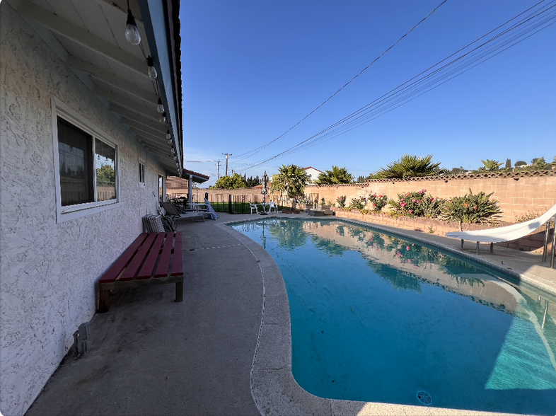 Building Photo - 2822 Caricia Dr