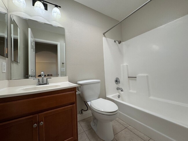Building Photo - 2BD/2BA IN NORMAL HEIGHTS! ENJOY RESTAURAN...