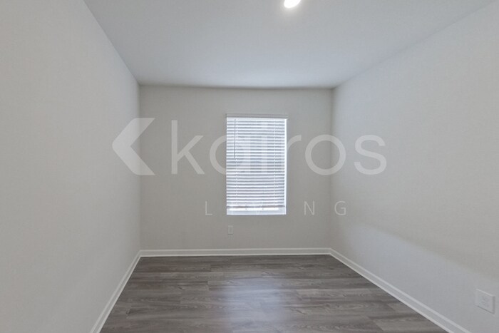 Building Photo - 312 Ironwood Ct