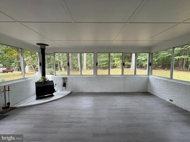 Building Photo - 3306 Whitesworth Rd
