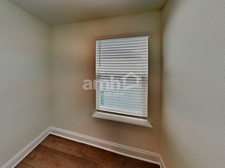 Building Photo - 1080 Grafton Ridge Dr