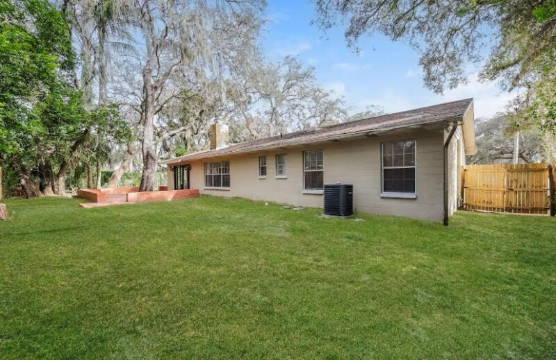 Building Photo - 5218 Cumberland Dr