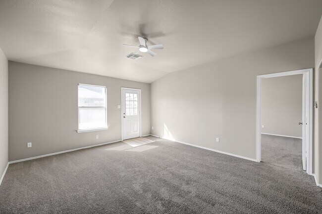 Building Photo - 3139 Lodgemist Ln