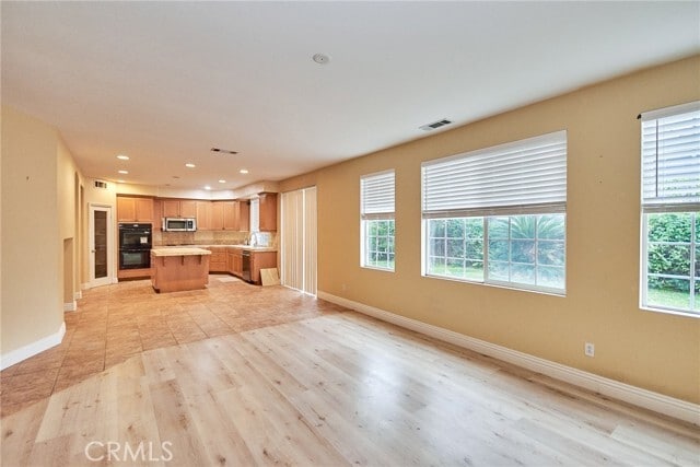 Building Photo - 7238 San Carmela Ct