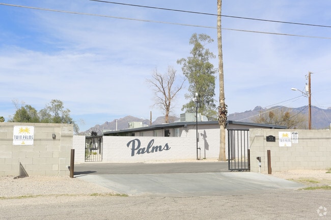 Primary Photo - Twin Palms Apartments