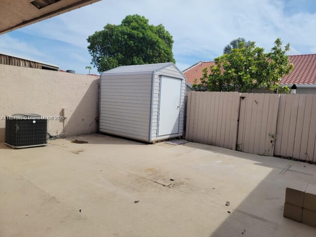 Building Photo - 14723 SW 61st Terrace
