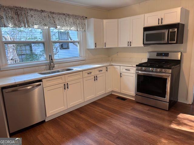 Building Photo - 1368 Marston St