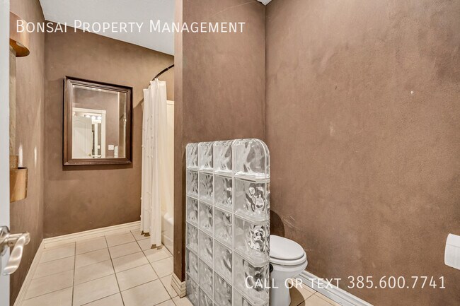 Building Photo - 11291 Palisade View Dr