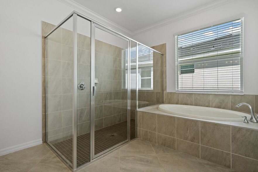 Building Photo - 4373 Lemongrass Dr