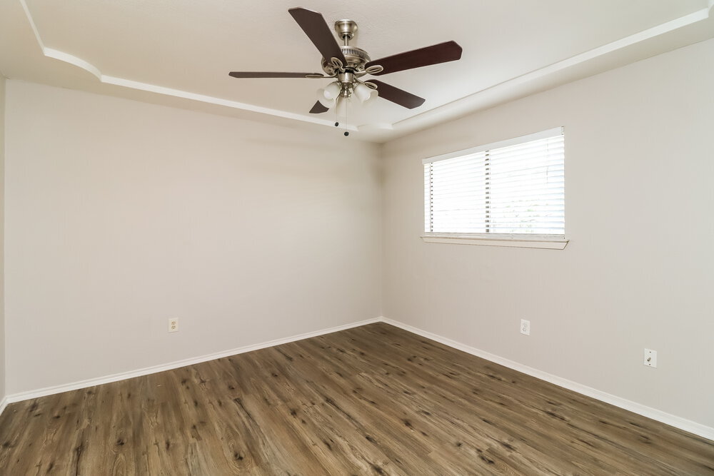 Building Photo - 428 Guadalupe Dr