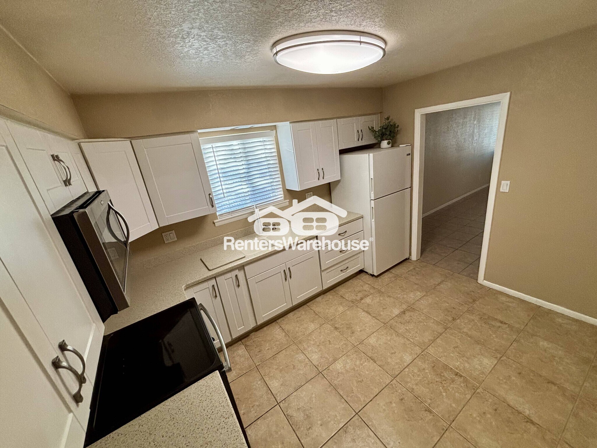 Building Photo - 6809 E Avalon Dr