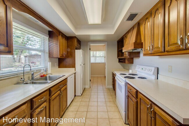 Building Photo - 3 br, 2 bath House - 4512 Katie Lane