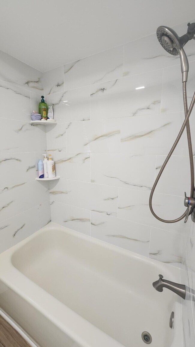 Building Photo - 5145 Greer Rd