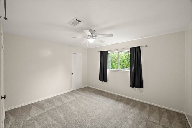 Building Photo - 7618 Fountaingrove Ln