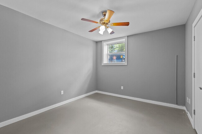 Building Photo - 4301 Olive St
