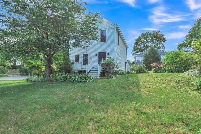 Primary Photo - 211 Mendon St