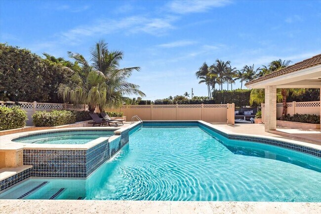 Building Photo - 1700 Cleveland Rd