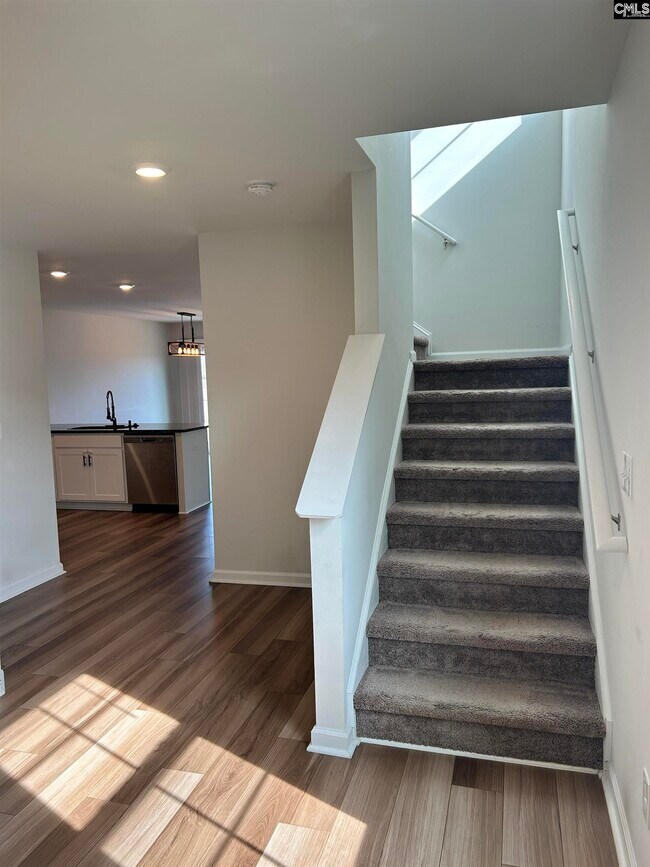 Building Photo - 1449 Tanreall Dr