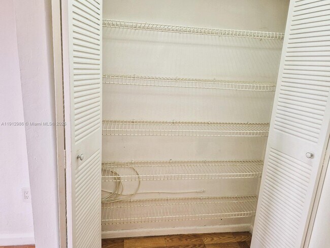 Building Photo - 11800 SW 18th St