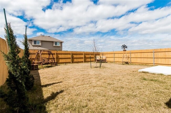 Building Photo - 2104 Pindos Pony Way