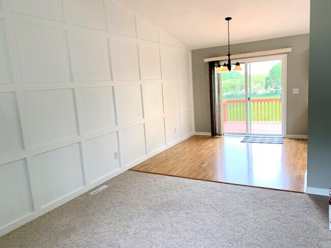 Dining Room - 155 Bayberry Ln