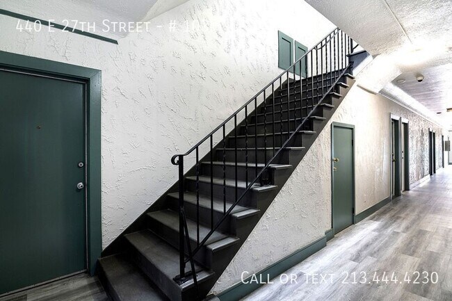 Building Photo - 440 E 27th St