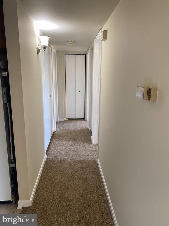 Building Photo - 200 Chesterfield Ln