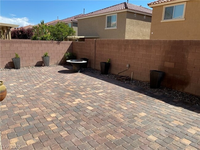 Building Photo - 8252 S Sorrel St