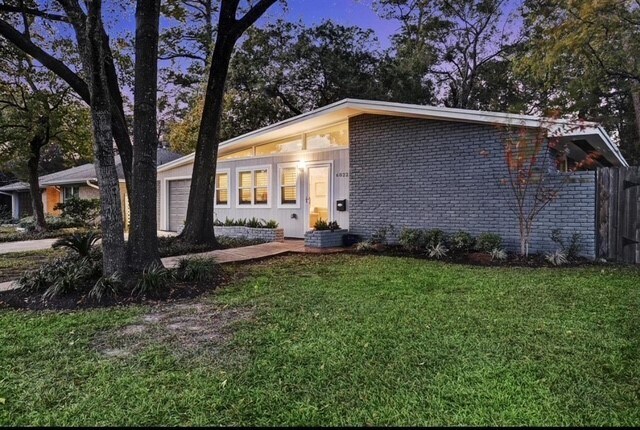 Building Photo - 6022 Woodbrook Ln