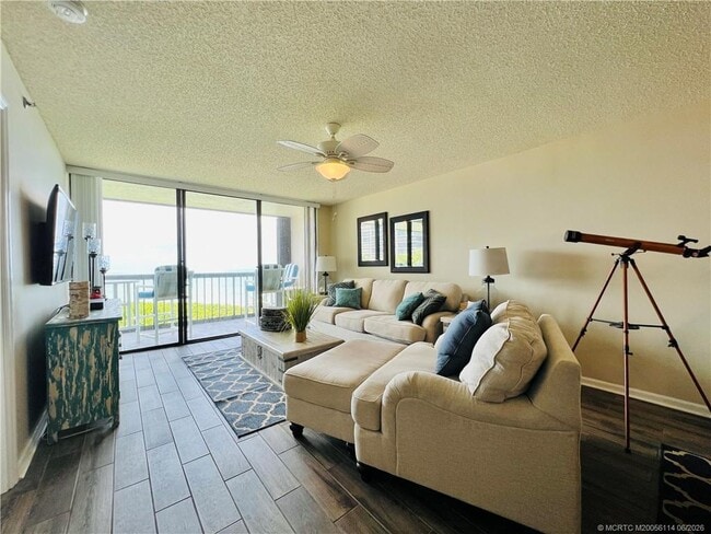 Building Photo - 8880 S Ocean Dr