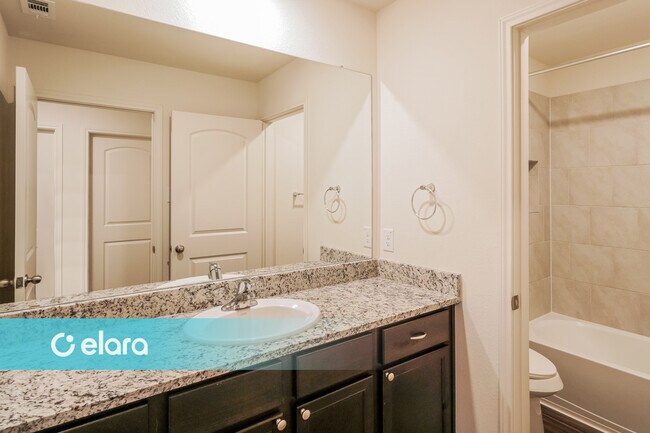 Building Photo - 11002 Eyelet Harbor