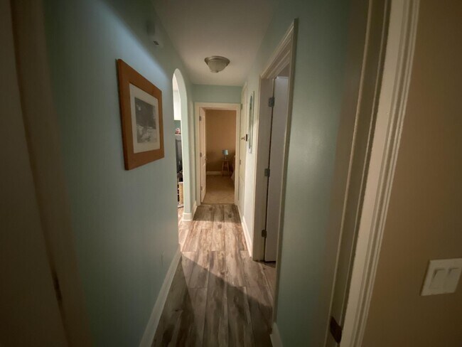 Building Photo - 2722 Lakes Edge Ln