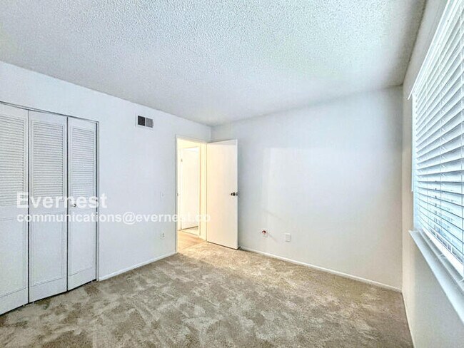 Building Photo - 72666 Bursera Way