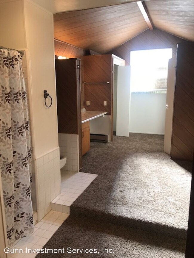 Building Photo - 4 br, 2 bath House - 1550 Idlewild Drive