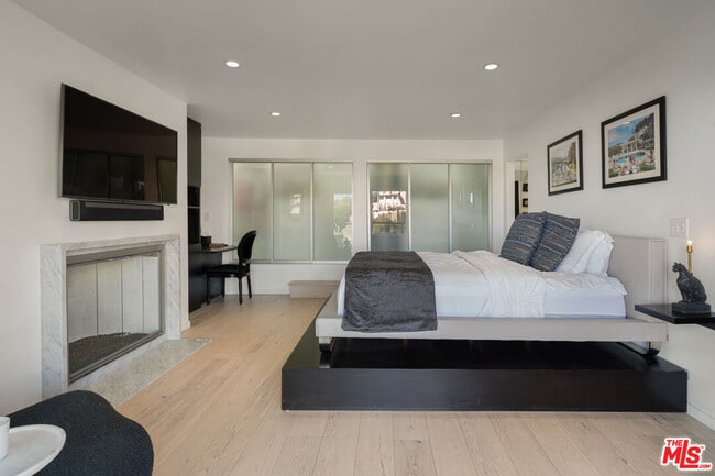 Building Photo - 1430 Miller Dr