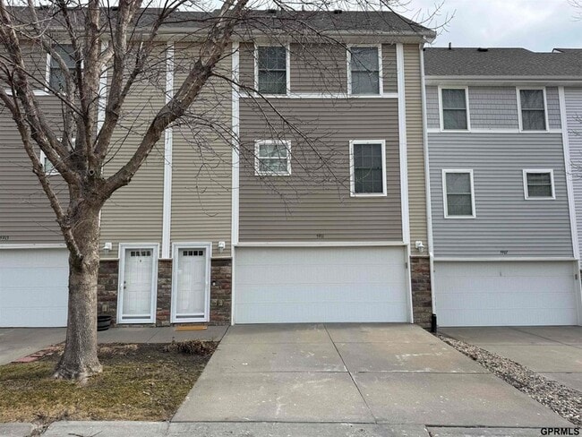 Building Photo - 5911 N 166th St