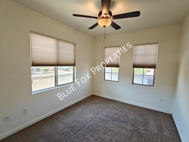 Building Photo - 12812 N Camino Vieja Rancheria