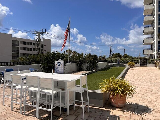 Building Photo - 531 N Ocean Blvd