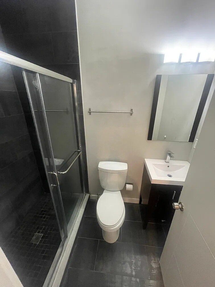 Building Photo - 1439 N Franklin St