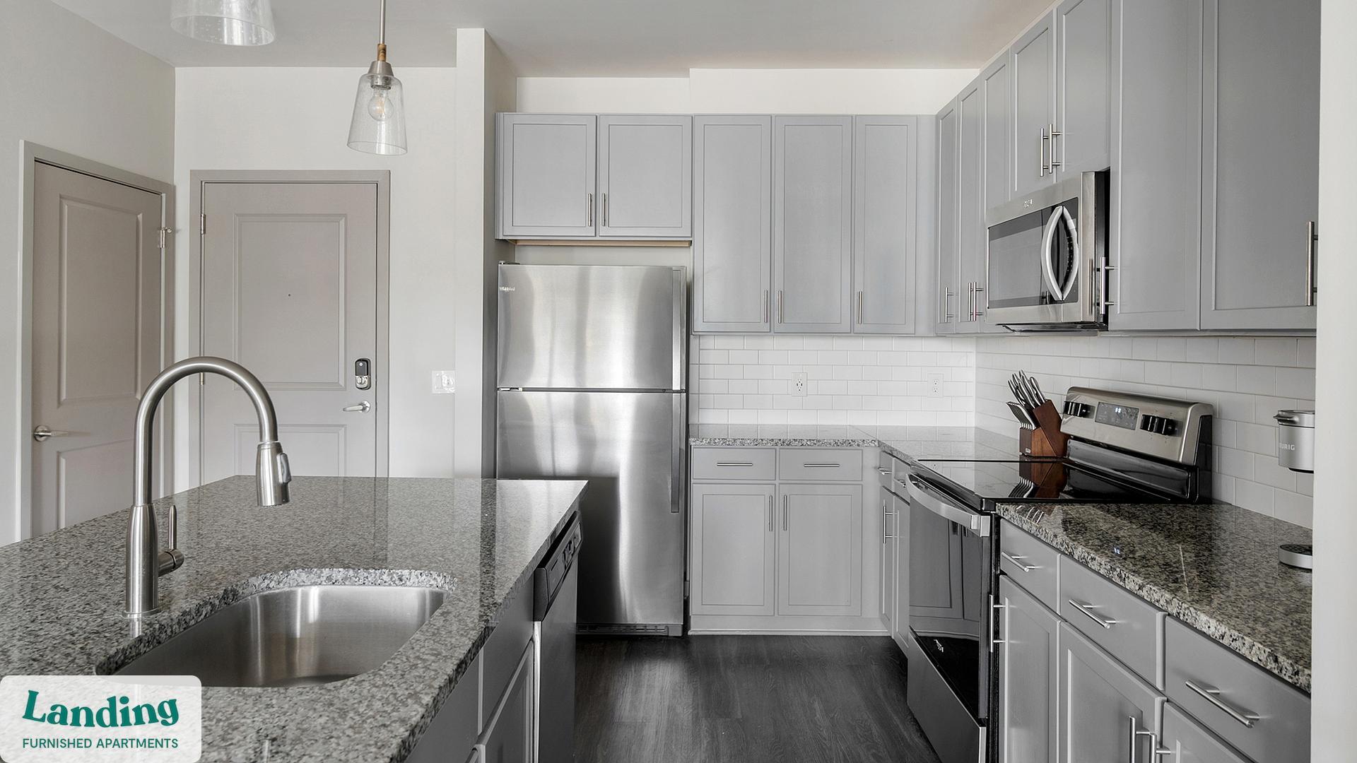 Building Photo - 3237 Memorial Blvd