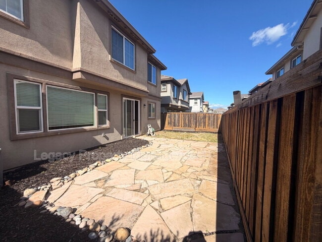 Building Photo - 3224 La Paz Dr