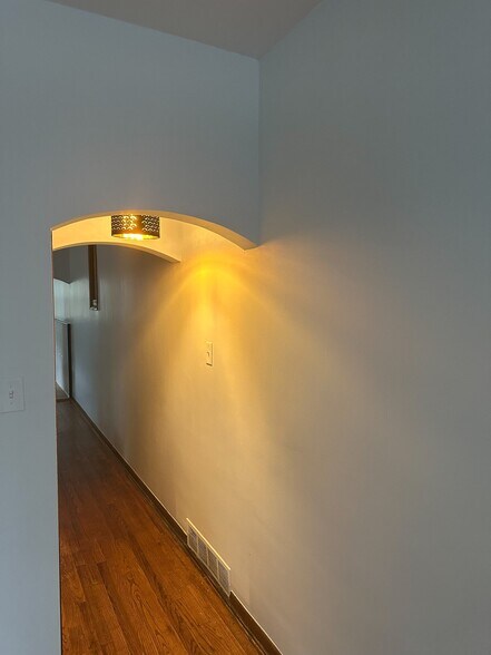 Building Photo - 4143 Chambers St