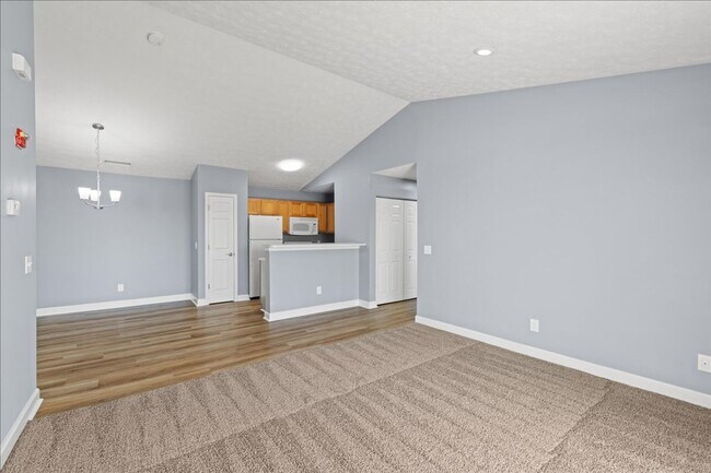 Building Photo - 7938 Circle Front Ct