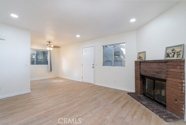 Building Photo - 1251 S Meadow Ln