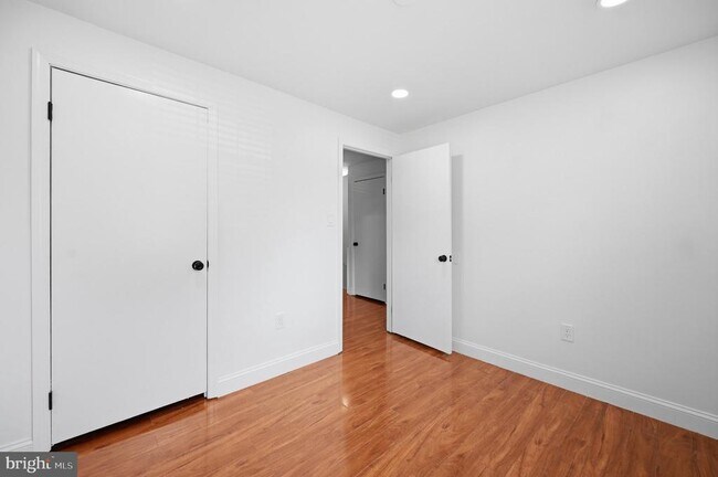 Building Photo - 1214 Fox Run Pl