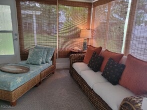 Building Photo - 14873 Crescent Cove Dr